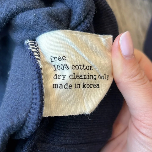 Akro Sweater Blue Knit Crewneck Long Sleeve Sweater Size Small Pullover - Picture 8 of 8